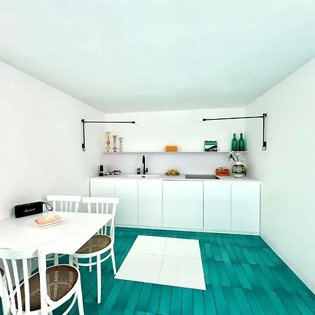 Nira - Smart & Luxury